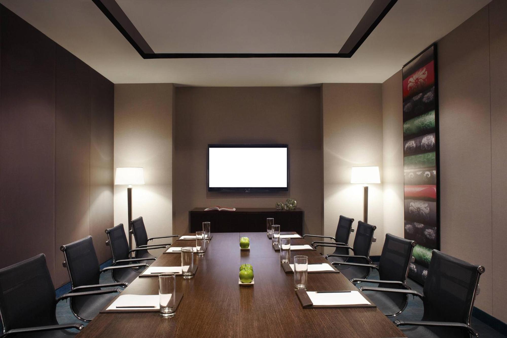 Отель Fairfield By Marriott Bengaluru Rajajinagar Экстерьер фото