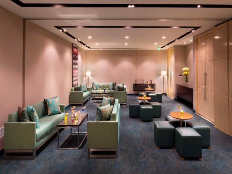 Отель Fairfield By Marriott Bengaluru Rajajinagar Экстерьер фото